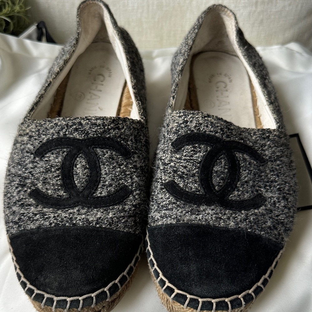 CHANEL Women's Black and Gray Espadrilles
